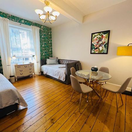 Old Town Centre Apartment 5 Mins To Edinburgh Castle Zewnętrze zdjęcie